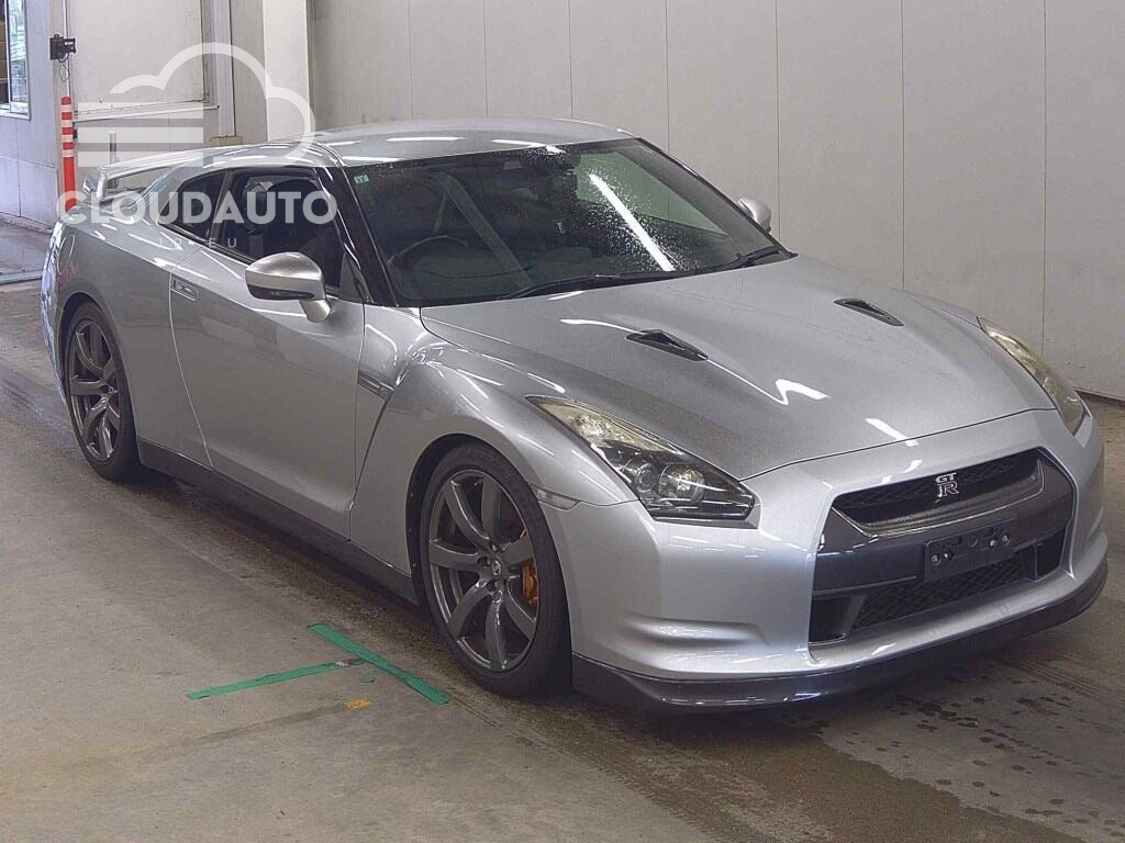 2007 NISSAN GT-R