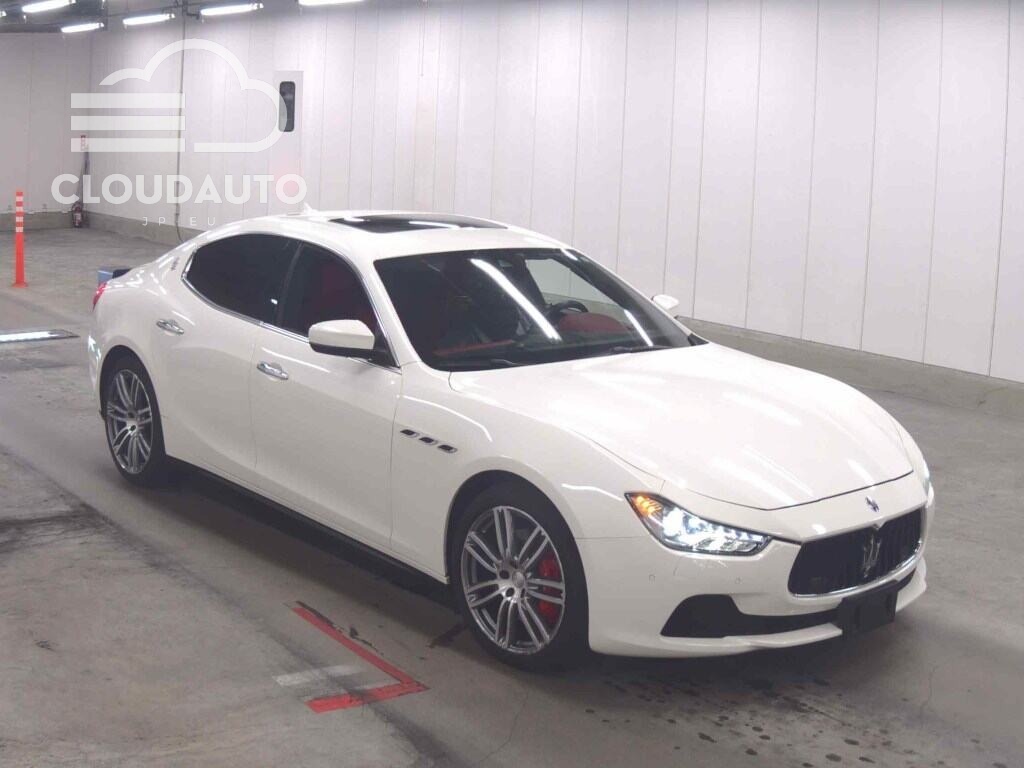 2017 Maserati GHIBLI