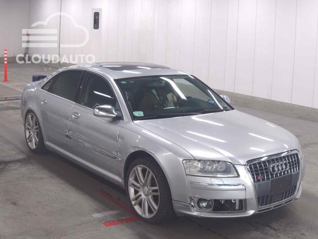 2007 Audi S8