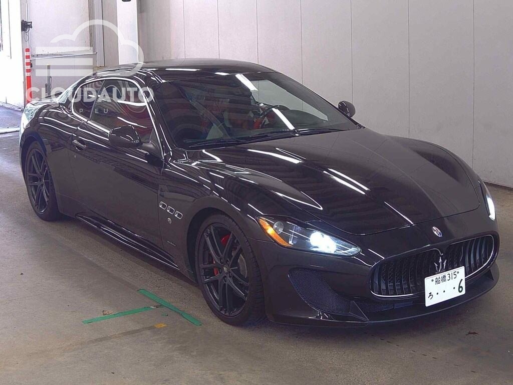 2011 Maserati GRANTURISMO