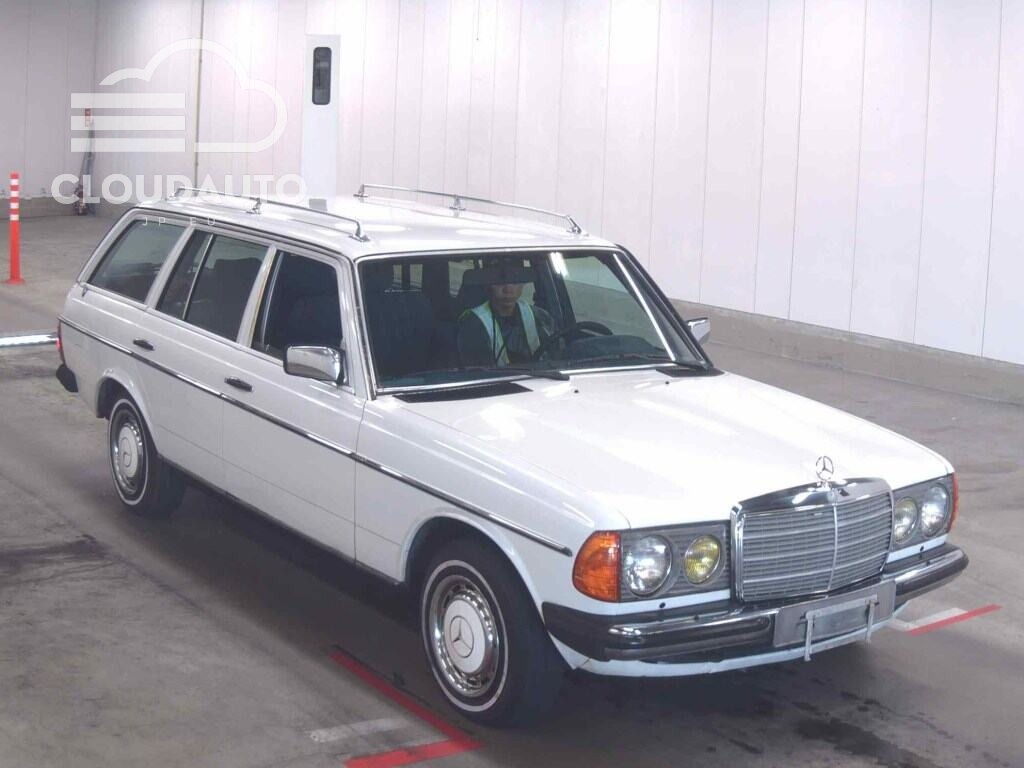 1985 Mercedes-Benz MEDIUM CLASS