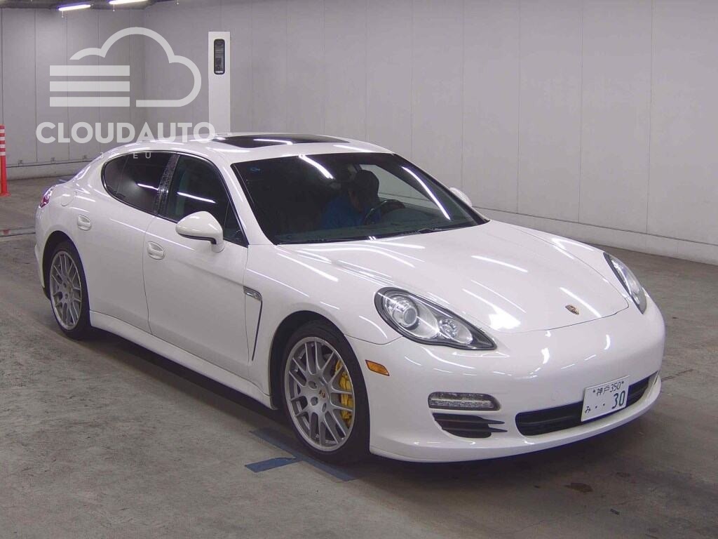 2013 Porsche PANAMERA