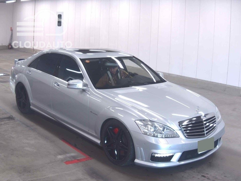 2011 Mercedes-Benz S-Class