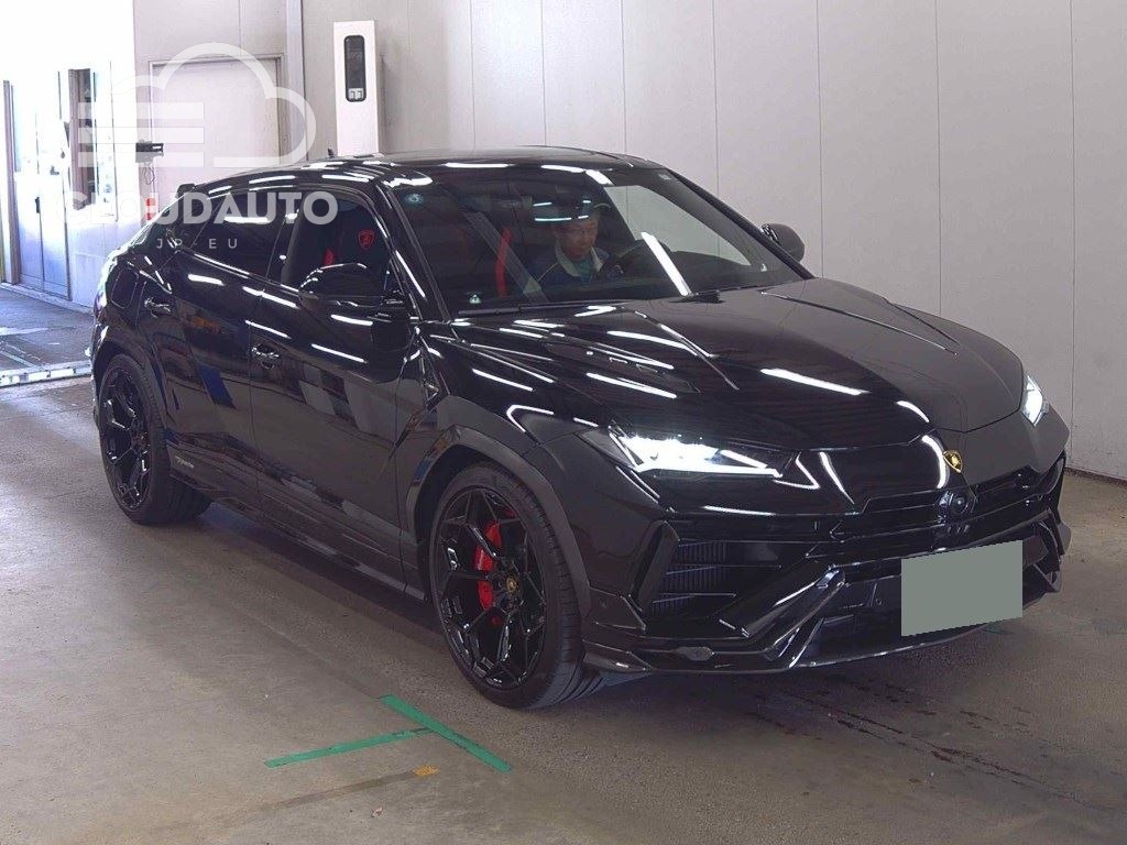 2024 Lamborghini URUS