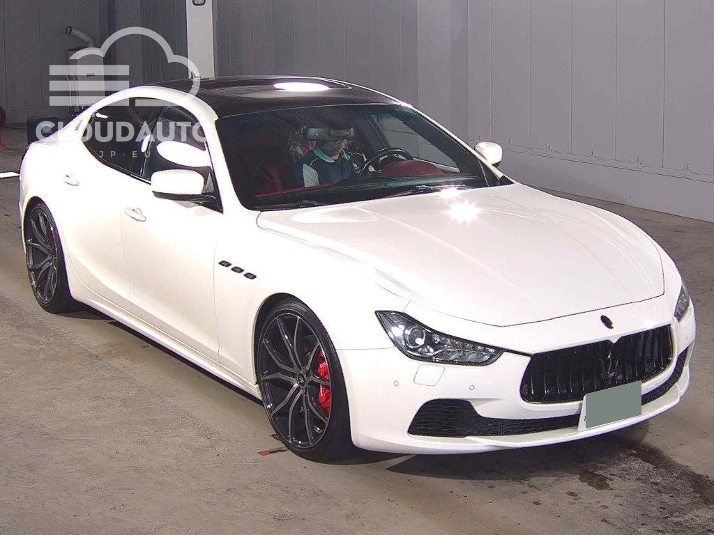 2014 Maserati GHIBLI