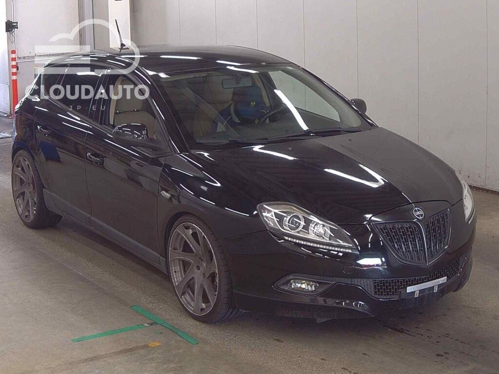 2011 Lancia DELTA