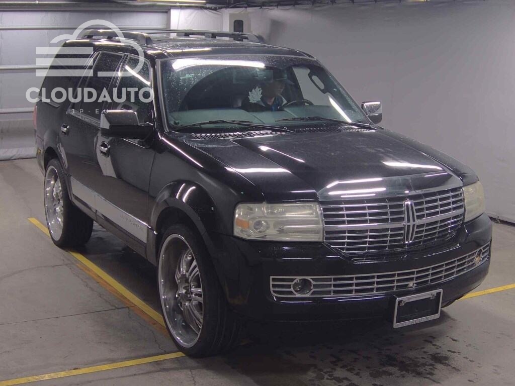 2011 Lincoln NAVIGATOR