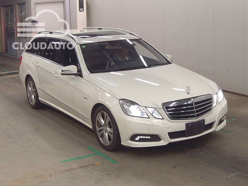 2011 Mercedes-Benz E-CLASS STATIONWAGON