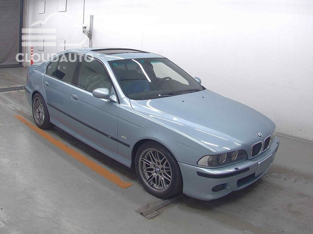2000 BMW M5