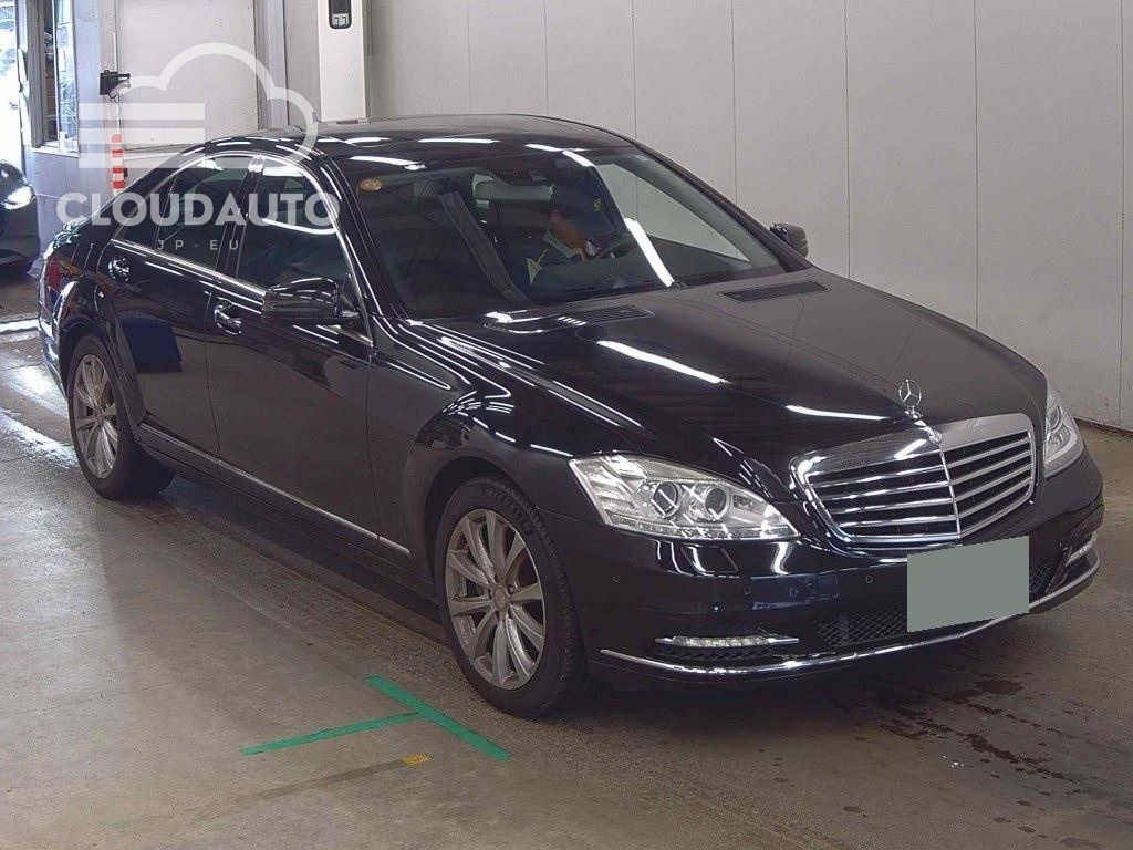 2010 Mercedes-Benz S-Class