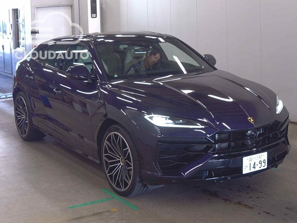 2025 Lamborghini URUS
