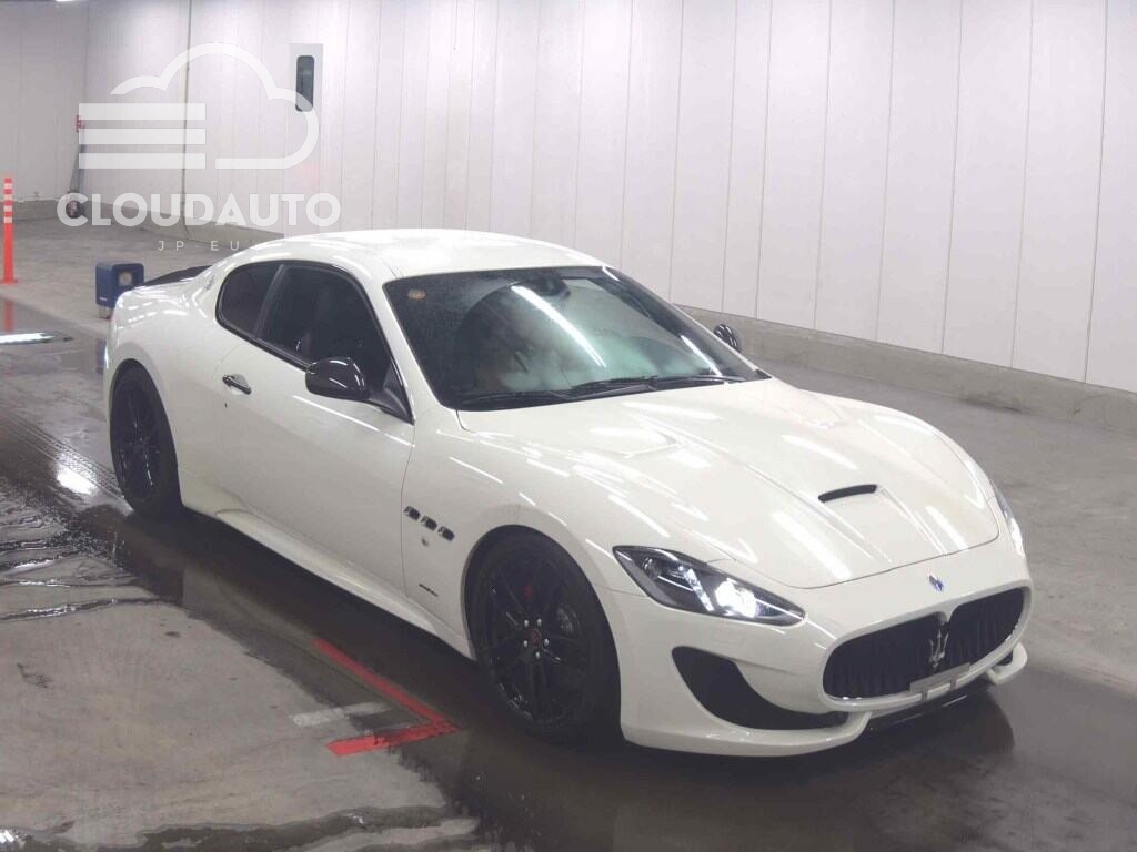 2016 Maserati GRANTURISMO