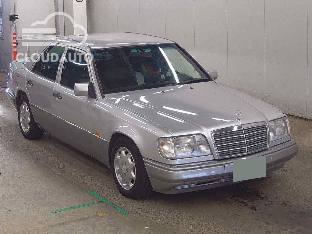 1995 Mercedes-Benz E-Class