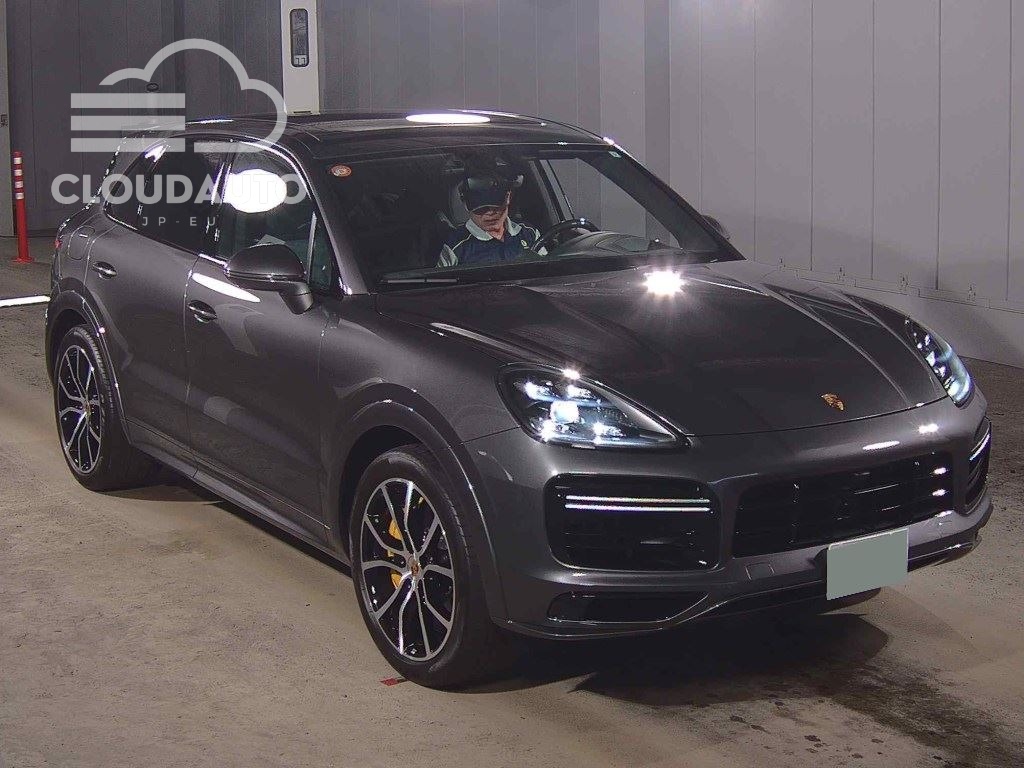 2019 Porsche CAYENNE