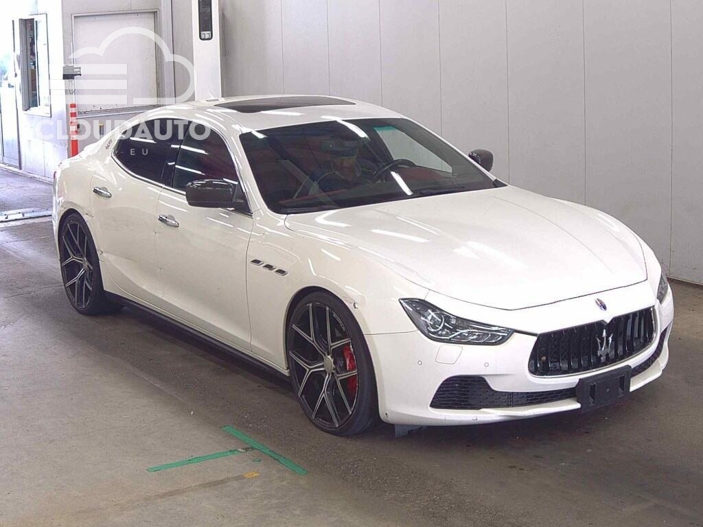 2014 Maserati GHIBLI