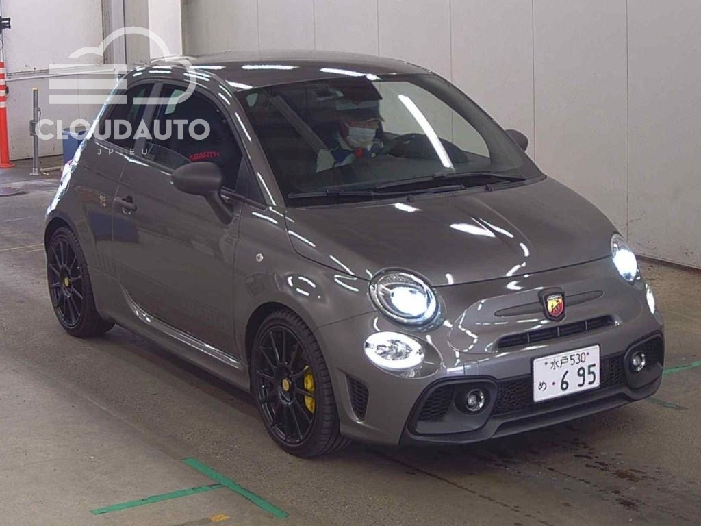 2024 Abarth 695 COMPETIZIONE