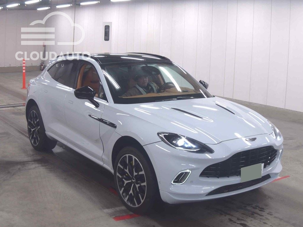 2022 ASTON MARTIN DBX