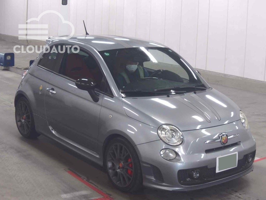 2011 Abarth 695 TRIBUTO FERRARI