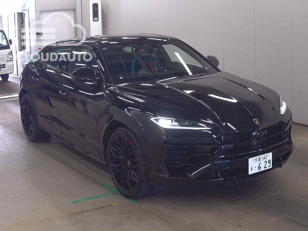 2026 Lamborghini URUS