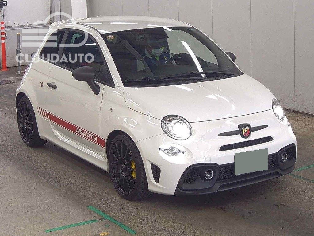 2023 Abarth 695 COMPETIZIONE
