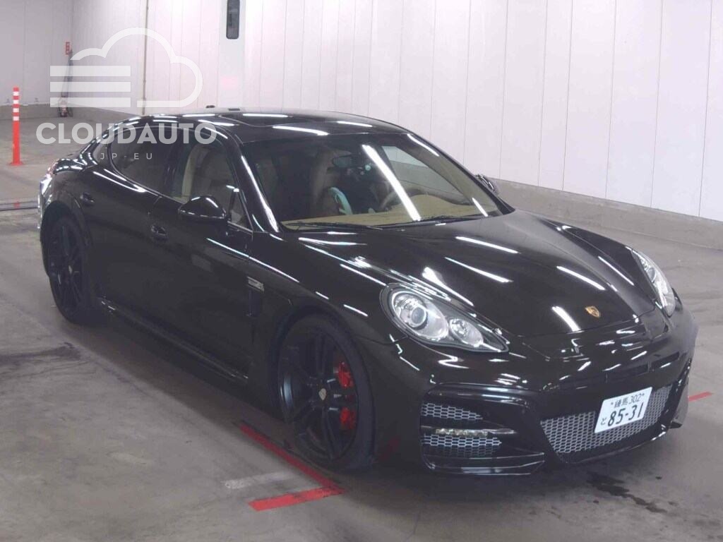 2012 Porsche PANAMERA