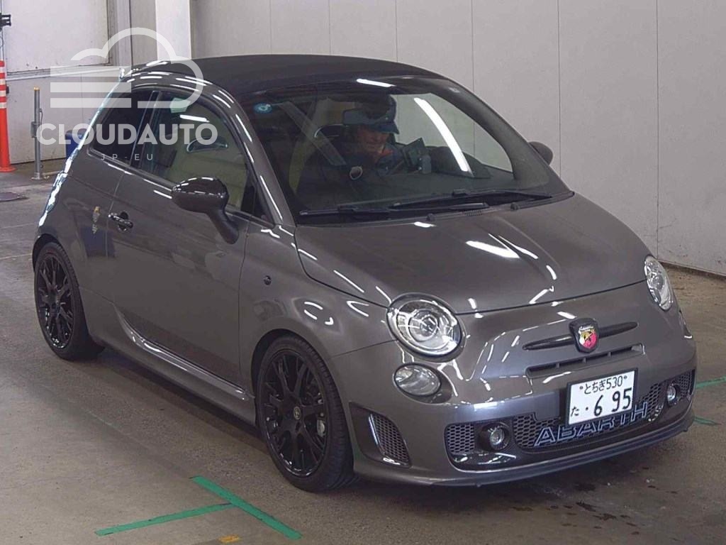 2014 Abarth 695 EDIZIONE MASERATI