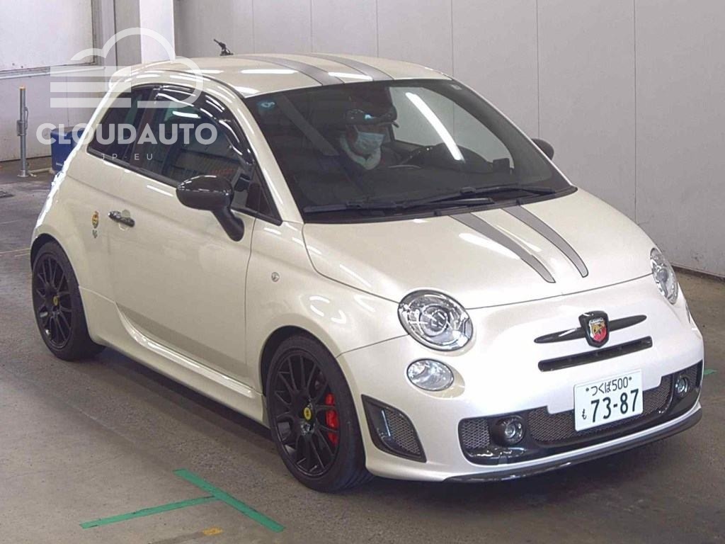 2012 Abarth 695 TRIBUTO FERRARI