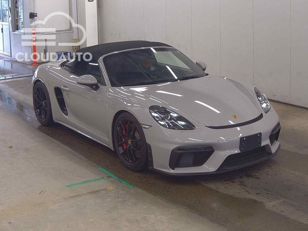 2023 Porsche 718 SPYDER
