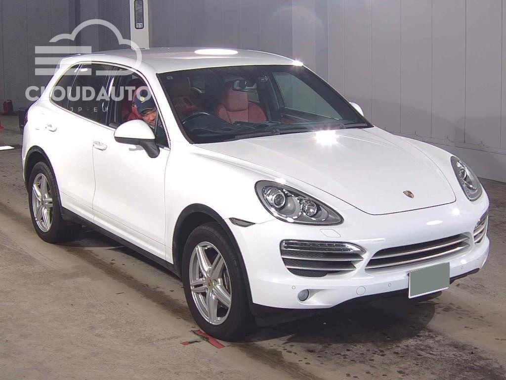 2014 Porsche CAYENNE