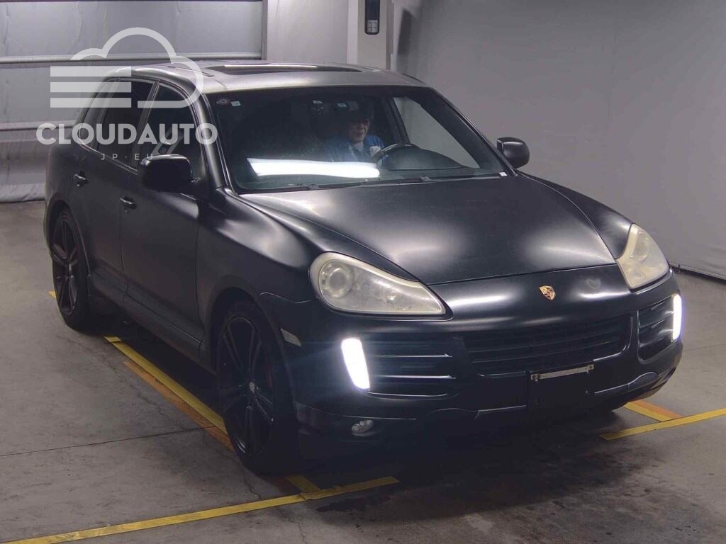 2012 Porsche CAYENNE