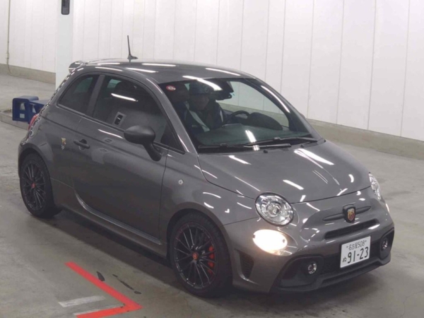 2022 Abarth 595